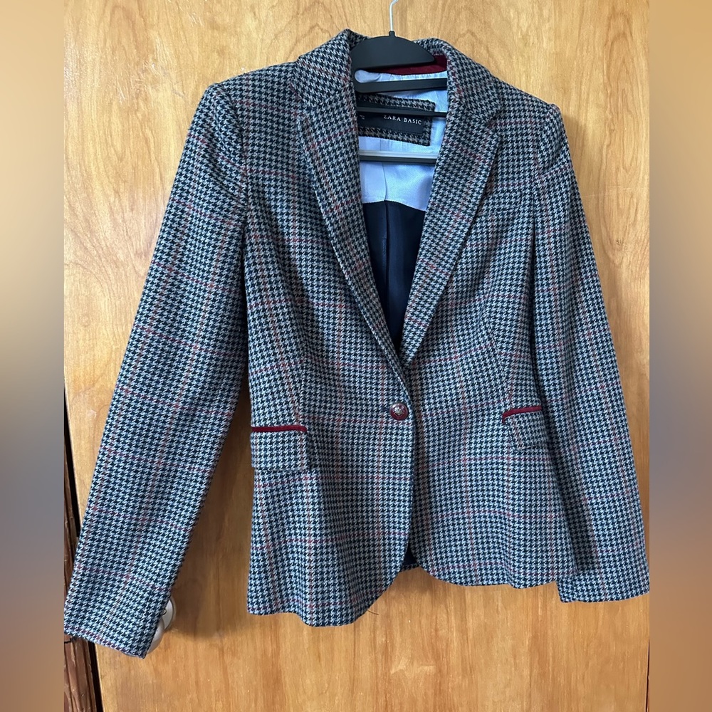Zara Basic Sports Jacket Size S - image 3